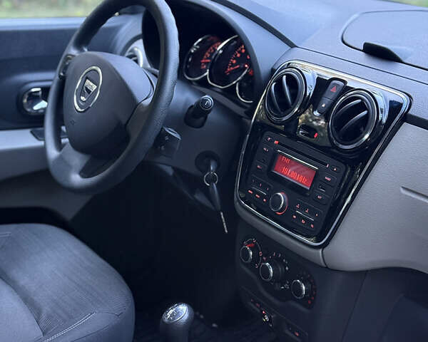 Чорний Дачія Лоджі, об'ємом двигуна 1.6 л та пробігом 212 тис. км за 7900 $, фото 19 на Automoto.ua