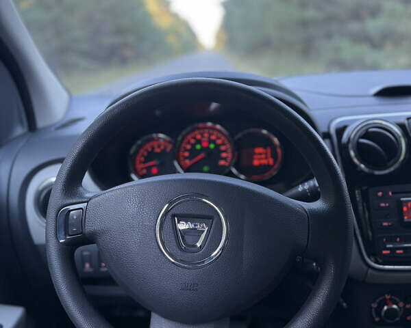 Чорний Дачія Лоджі, об'ємом двигуна 1.6 л та пробігом 212 тис. км за 7900 $, фото 17 на Automoto.ua
