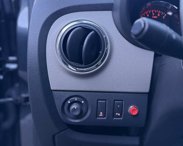 Чорний Дачія Лоджі, об'ємом двигуна 1.6 л та пробігом 212 тис. км за 7900 $, фото 14 на Automoto.ua