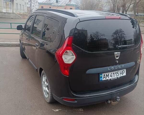 Черный Дачия Лоджи, объемом двигателя 1.6 л и пробегом 224 тыс. км за 7700 $, фото 3 на Automoto.ua