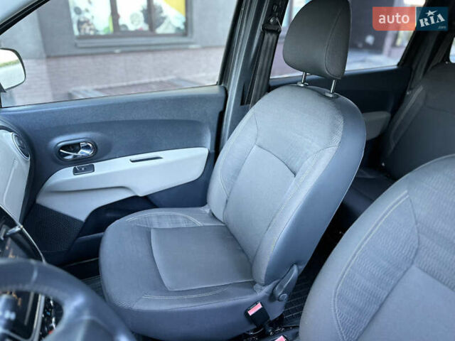 Чорний Дачія Лоджі, об'ємом двигуна 1.2 л та пробігом 174 тис. км за 5499 $, фото 22 на Automoto.ua