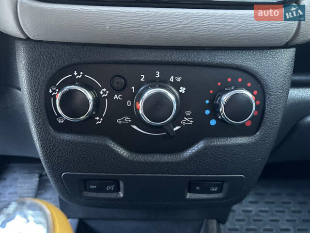 Чорний Дачія Лоджі, об'ємом двигуна 1.2 л та пробігом 174 тис. км за 5499 $, фото 27 на Automoto.ua