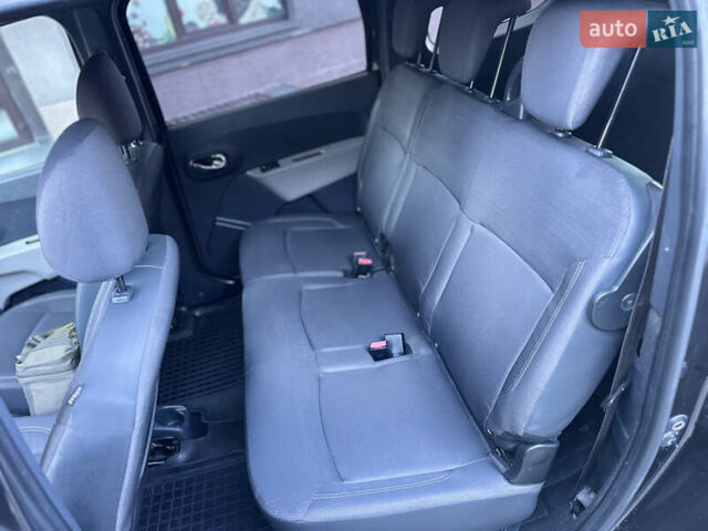 Чорний Дачія Лоджі, об'ємом двигуна 1.2 л та пробігом 174 тис. км за 5499 $, фото 19 на Automoto.ua
