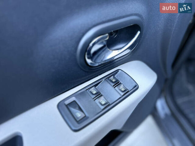 Чорний Дачія Лоджі, об'ємом двигуна 1.2 л та пробігом 174 тис. км за 5499 $, фото 25 на Automoto.ua