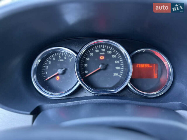 Чорний Дачія Лоджі, об'ємом двигуна 1.2 л та пробігом 174 тис. км за 5499 $, фото 33 на Automoto.ua