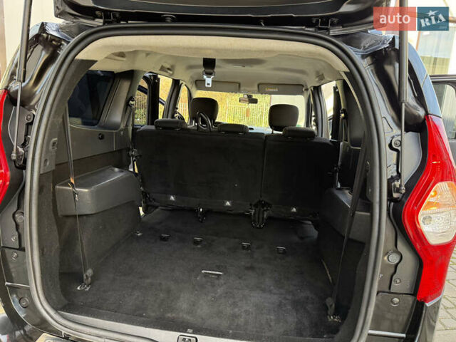 Дачія Лоджі 2018 у Дрогобичі на Automoto.ua Чорний Дачія Лоджі, об'ємом двигуна 1.6 л та пробігом 98 тис. км за 9750 $, фото 53 на Automoto.ua