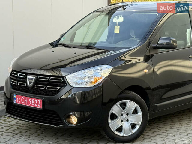 Дачія Лоджі 2018 у Дрогобичі на Automoto.ua Чорний Дачія Лоджі, об'ємом двигуна 1.6 л та пробігом 98 тис. км за 9750 $, фото 22 на Automoto.ua