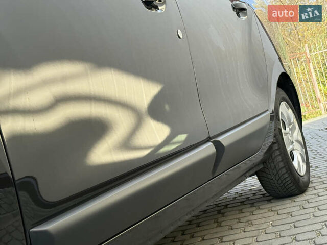 Дачія Лоджі 2018 у Дрогобичі на Automoto.ua Чорний Дачія Лоджі, об'ємом двигуна 1.6 л та пробігом 98 тис. км за 9750 $, фото 26 на Automoto.ua