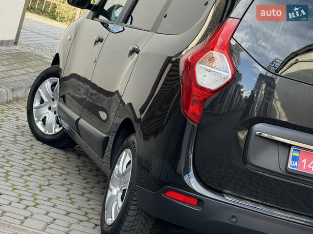 Дачія Лоджі 2018 у Дрогобичі на Automoto.ua Чорний Дачія Лоджі, об'ємом двигуна 1.6 л та пробігом 98 тис. км за 9750 $, фото 33 на Automoto.ua