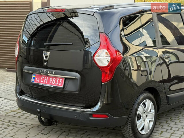 Дачія Лоджі 2018 у Дрогобичі на Automoto.ua Чорний Дачія Лоджі, об'ємом двигуна 1.6 л та пробігом 98 тис. км за 9750 $, фото 46 на Automoto.ua