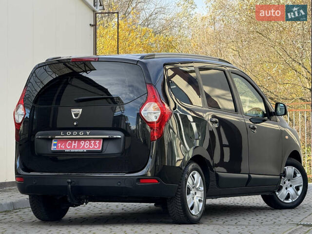 Дачія Лоджі 2018 у Дрогобичі на Automoto.ua Чорний Дачія Лоджі, об'ємом двигуна 1.6 л та пробігом 98 тис. км за 9750 $, фото 42 на Automoto.ua