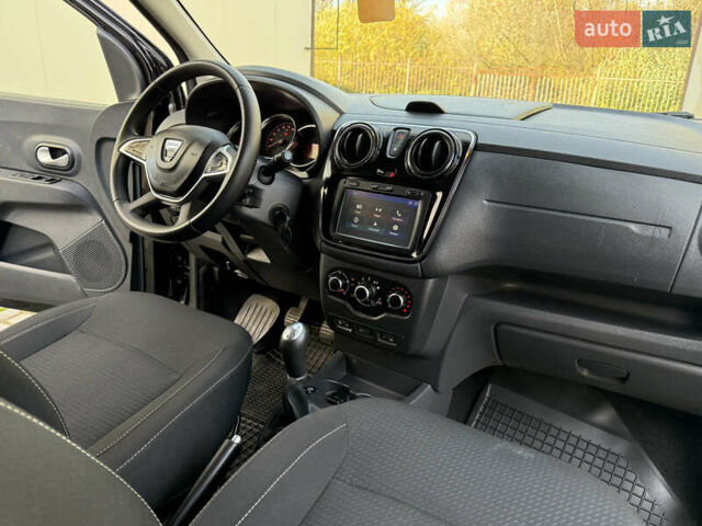 Дачія Лоджі 2018 у Дрогобичі на Automoto.ua Чорний Дачія Лоджі, об'ємом двигуна 1.6 л та пробігом 98 тис. км за 9750 $, фото 70 на Automoto.ua