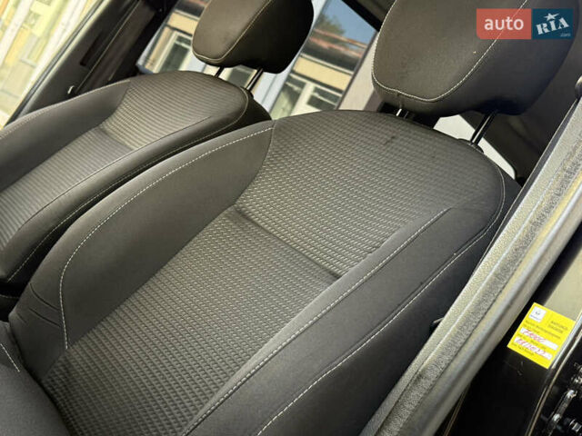 Дачія Лоджі 2018 у Дрогобичі на Automoto.ua Чорний Дачія Лоджі, об'ємом двигуна 1.6 л та пробігом 98 тис. км за 9750 $, фото 75 на Automoto.ua