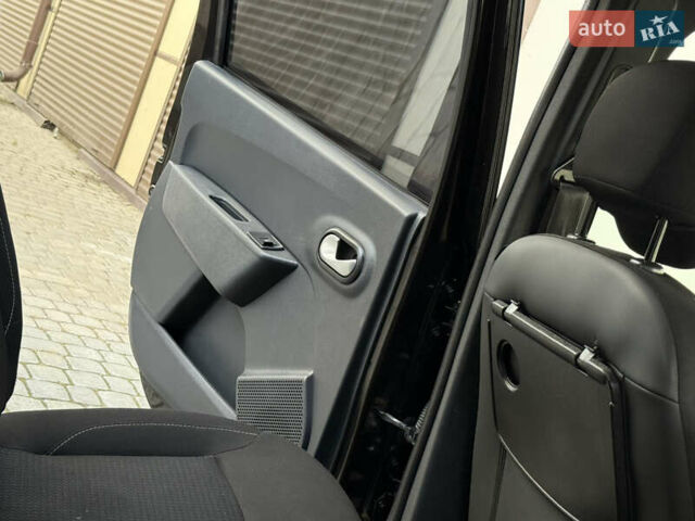 Дачія Лоджі 2018 у Дрогобичі на Automoto.ua Чорний Дачія Лоджі, об'ємом двигуна 1.6 л та пробігом 98 тис. км за 9750 $, фото 54 на Automoto.ua