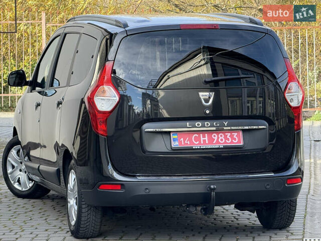 Дачія Лоджі 2018 у Дрогобичі на Automoto.ua Чорний Дачія Лоджі, об'ємом двигуна 1.6 л та пробігом 98 тис. км за 9750 $, фото 32 на Automoto.ua