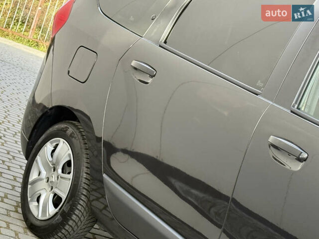 Дачія Лоджі 2018 у Дрогобичі на Automoto.ua Чорний Дачія Лоджі, об'ємом двигуна 1.6 л та пробігом 98 тис. км за 9750 $, фото 13 на Automoto.ua