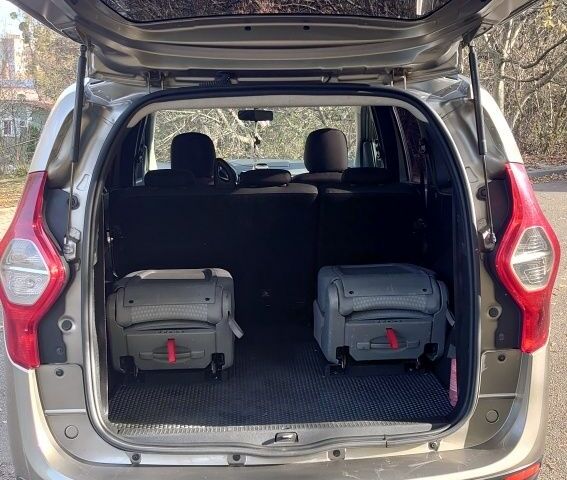 Дачия Лоджи 2012 в Черновцах на Automoto.ua Коричневый Дачия Лоджи, объемом двигателя 1.6 л и пробегом 249 тыс. км за 7563 $, фото 7 на Automoto.ua