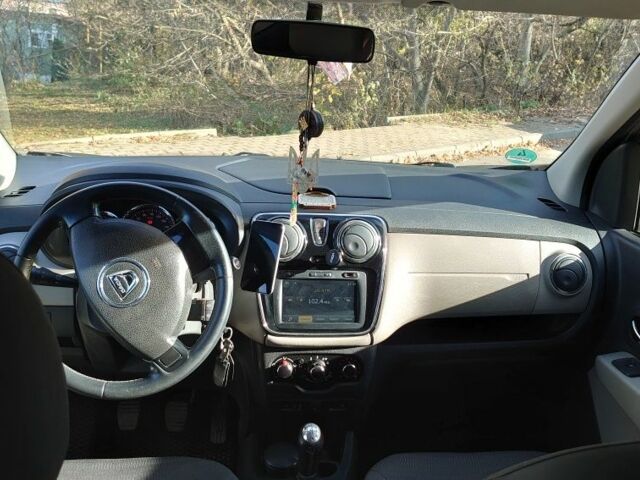 Дачия Лоджи 2012 в Черновцах на Automoto.ua Коричневый Дачия Лоджи, объемом двигателя 1.6 л и пробегом 249 тыс. км за 7563 $, фото 19 на Automoto.ua