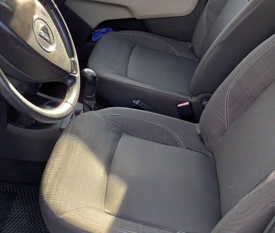 Дачия Лоджи 2012 в Черновцах на Automoto.ua Коричневый Дачия Лоджи, объемом двигателя 1.6 л и пробегом 249 тыс. км за 7563 $, фото 17 на Automoto.ua