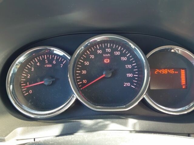 Дачия Лоджи 2012 в Черновцах на Automoto.ua Коричневый Дачия Лоджи, объемом двигателя 1.6 л и пробегом 249 тыс. км за 7563 $, фото 20 на Automoto.ua