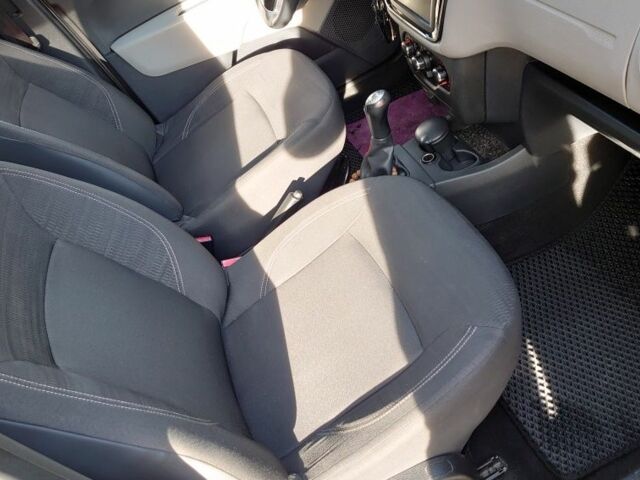 Дачия Лоджи 2012 в Черновцах на Automoto.ua Коричневый Дачия Лоджи, объемом двигателя 1.6 л и пробегом 249 тыс. км за 7563 $, фото 18 на Automoto.ua