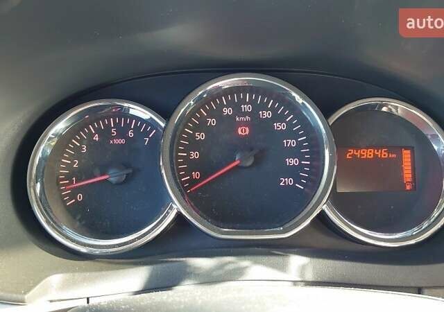 Дачия Лоджи 2012 в Черновцах на Automoto.ua Коричневый Дачия Лоджи, объемом двигателя 1.6 л и пробегом 249 тыс. км за 7563 $, фото 19 на Automoto.ua