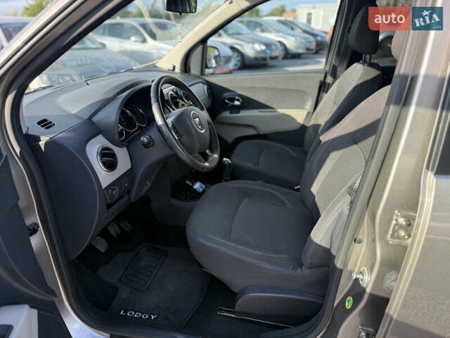 Коричневый Дачия Лоджи, объемом двигателя 1.6 л и пробегом 220 тыс. км за 8550 $, фото 12 на Automoto.ua