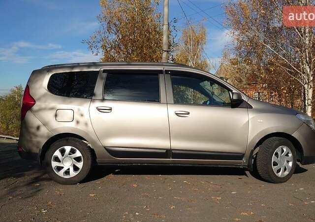 Дачия Лоджи 2012 в Черновцах на Automoto.ua Коричневый Дачия Лоджи, объемом двигателя 1.6 л и пробегом 249 тыс. км за 7563 $, фото 5 на Automoto.ua
