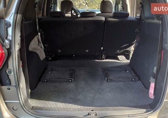 Дачия Лоджи 2012 в Черновцах на Automoto.ua Коричневый Дачия Лоджи, объемом двигателя 1.6 л и пробегом 249 тыс. км за 7563 $, фото 9 на Automoto.ua