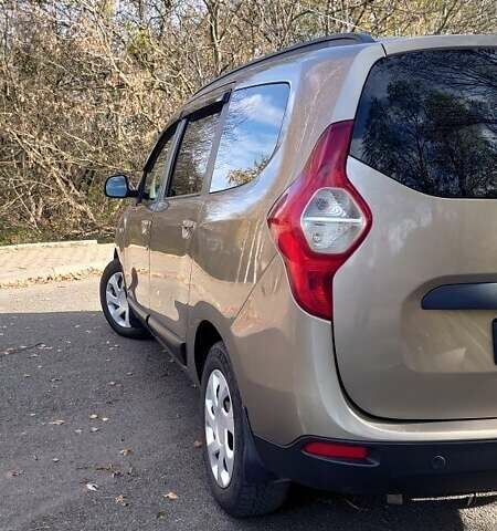 Дачия Лоджи 2012 в Черновцах на Automoto.ua Коричневый Дачия Лоджи, объемом двигателя 1.6 л и пробегом 249 тыс. км за 7563 $, фото 3 на Automoto.ua