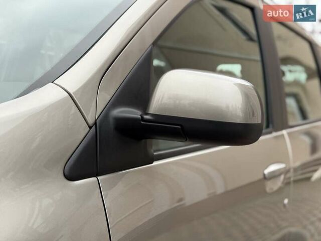 Коричневый Дачия Лоджи, объемом двигателя 1.6 л и пробегом 122 тыс. км за 8900 $, фото 17 на Automoto.ua