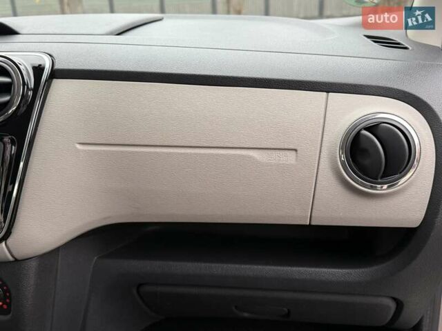 Коричневый Дачия Лоджи, объемом двигателя 1.6 л и пробегом 122 тыс. км за 8900 $, фото 56 на Automoto.ua