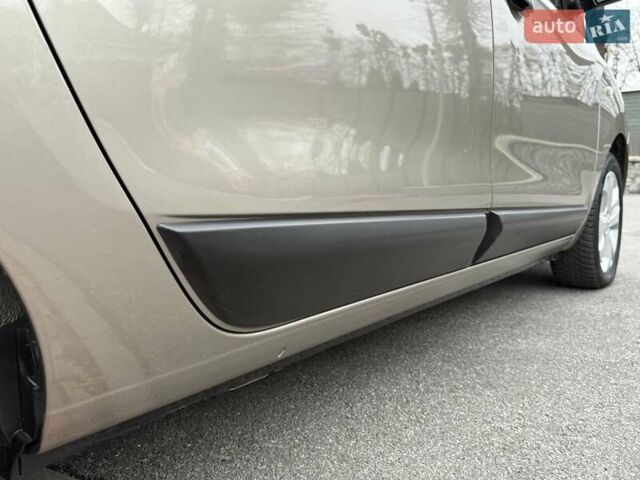 Коричневый Дачия Лоджи, объемом двигателя 1.6 л и пробегом 122 тыс. км за 8900 $, фото 42 на Automoto.ua