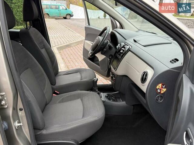 Коричневый Дачия Лоджи, объемом двигателя 1.6 л и пробегом 122 тыс. км за 8900 $, фото 83 на Automoto.ua