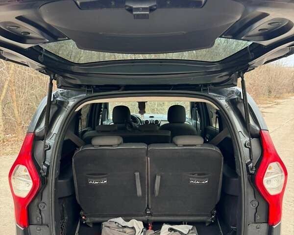 Дачия Лоджи, объемом двигателя 1.5 л и пробегом 189 тыс. км за 7499 $, фото 2 на Automoto.ua