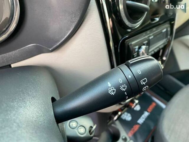 Дачия Лоджи, объемом двигателя 1.5 л и пробегом 208 тыс. км за 6600 $, фото 20 на Automoto.ua