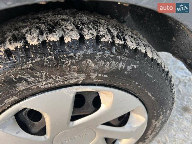 Дачия Лоджи, объемом двигателя 1.2 л и пробегом 124 тыс. км за 6100 $, фото 5 на Automoto.ua