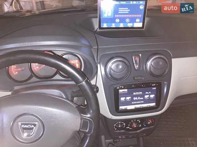 Дачія Лоджі 2014 у Богуславе на Automoto.ua Дачія Лоджі, об'ємом двигуна 1.6 л та пробігом 196 тис. км за 7200 $, фото 13 на Automoto.ua