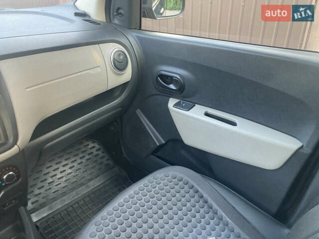 Дачія Лоджі 2014 у Богуславе на Automoto.ua Дачія Лоджі, об'ємом двигуна 1.6 л та пробігом 196 тис. км за 7200 $, фото 7 на Automoto.ua