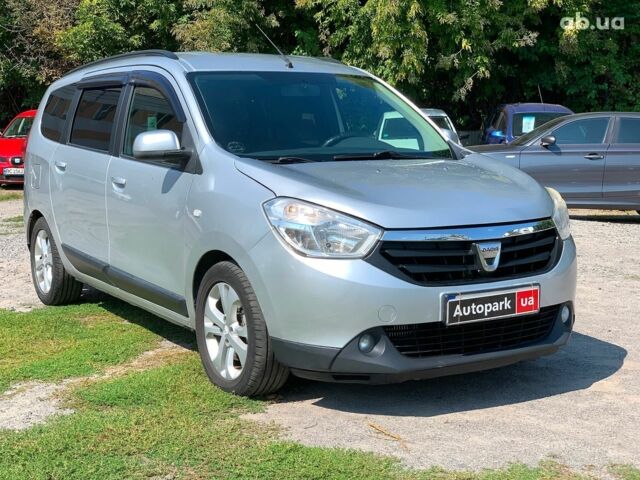 Серый Дачия Лоджи, объемом двигателя 1.5 л и пробегом 305 тыс. км за 7640 $, фото 2 на Automoto.ua