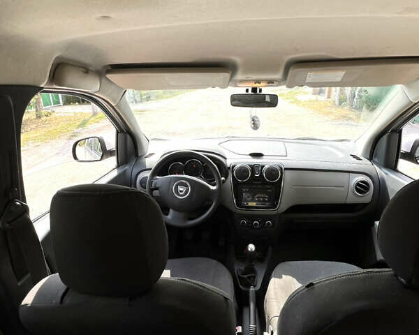 Серый Дачия Лоджи, объемом двигателя 1.6 л и пробегом 169 тыс. км за 7800 $, фото 32 на Automoto.ua