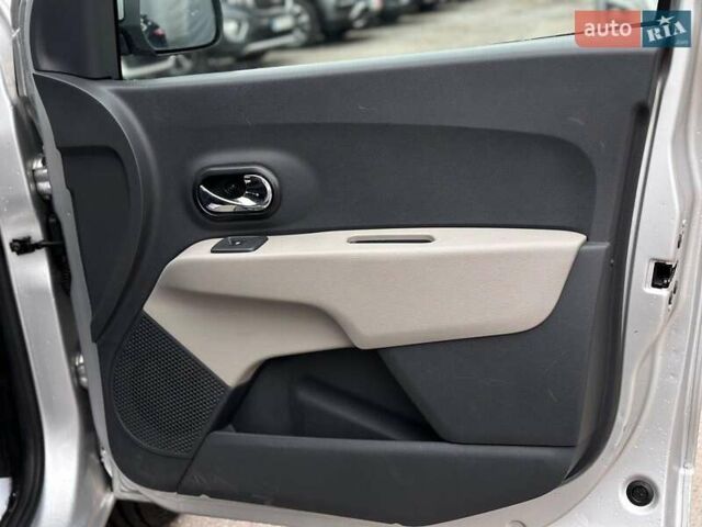 Сірий Дачія Лоджі, об'ємом двигуна 1.5 л та пробігом 305 тис. км за 6430 $, фото 28 на Automoto.ua