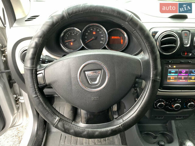 Сірий Дачія Лоджі, об'ємом двигуна 1.46 л та пробігом 305 тис. км за 6400 $, фото 19 на Automoto.ua