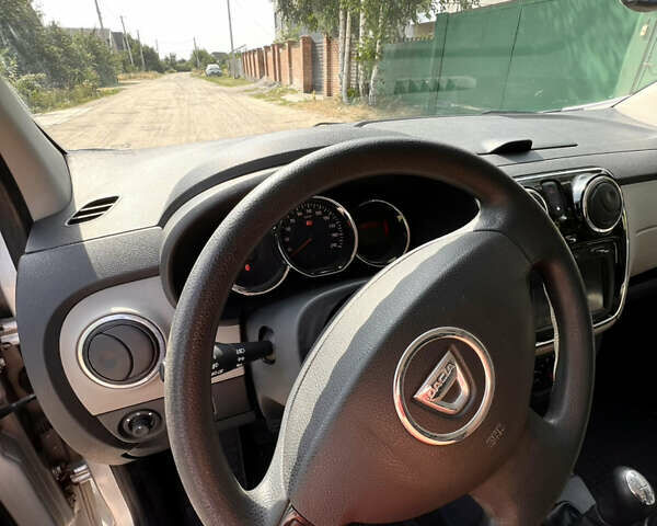 Серый Дачия Лоджи, объемом двигателя 1.6 л и пробегом 169 тыс. км за 7800 $, фото 25 на Automoto.ua