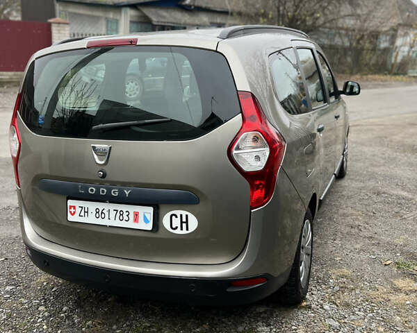 Сірий Дачія Лоджі, об'ємом двигуна 1.6 л та пробігом 167 тис. км за 7450 $, фото 4 на Automoto.ua