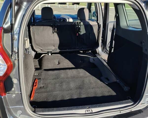 Сірий Дачія Лоджі, об'ємом двигуна 1.46 л та пробігом 211 тис. км за 8300 $, фото 7 на Automoto.ua