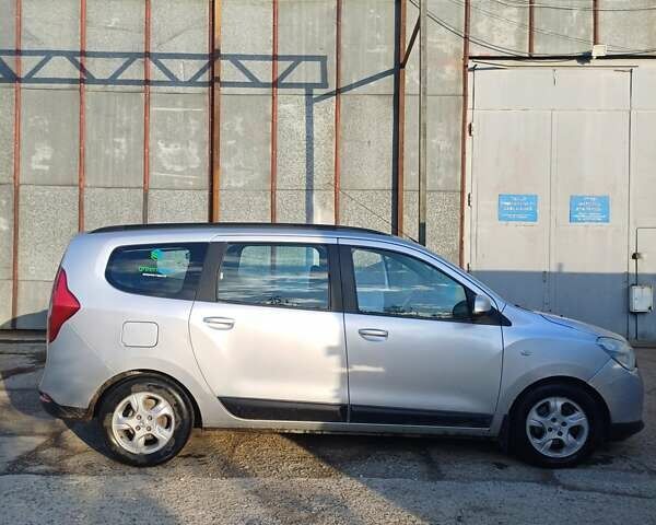 Дачия Лоджи 2012 в Виннице на Automoto.ua Серый Дачия Лоджи, объемом двигателя 1.46 л и пробегом 290 тыс. км за 8000 $, фото 5 на Automoto.ua