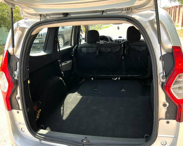 Серый Дачия Лоджи, объемом двигателя 1.6 л и пробегом 169 тыс. км за 7800 $, фото 22 на Automoto.ua