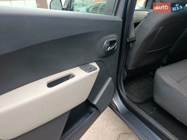 Сірий Дачія Лоджі, об'ємом двигуна 1.5 л та пробігом 220 тис. км за 8300 $, фото 24 на Automoto.ua