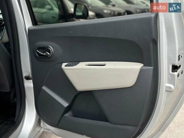 Сірий Дачія Лоджі, об'ємом двигуна 1.5 л та пробігом 305 тис. км за 6430 $, фото 23 на Automoto.ua